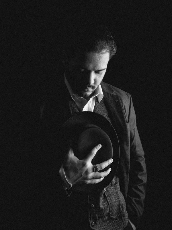 Chapeau Fedora : élégance intemporelle et guide complet